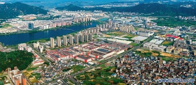 宁德锂电新能源小镇（刘忠忠 摄）